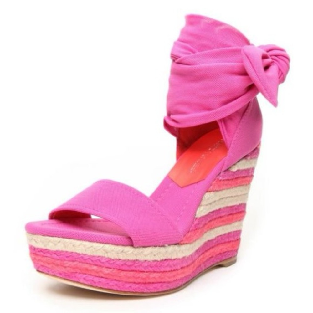 Donald J. Pliner Tiam Crepe Espadrilles
